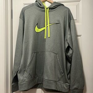 Nike Men’s Therma-Fit Hooded Sweatshirt